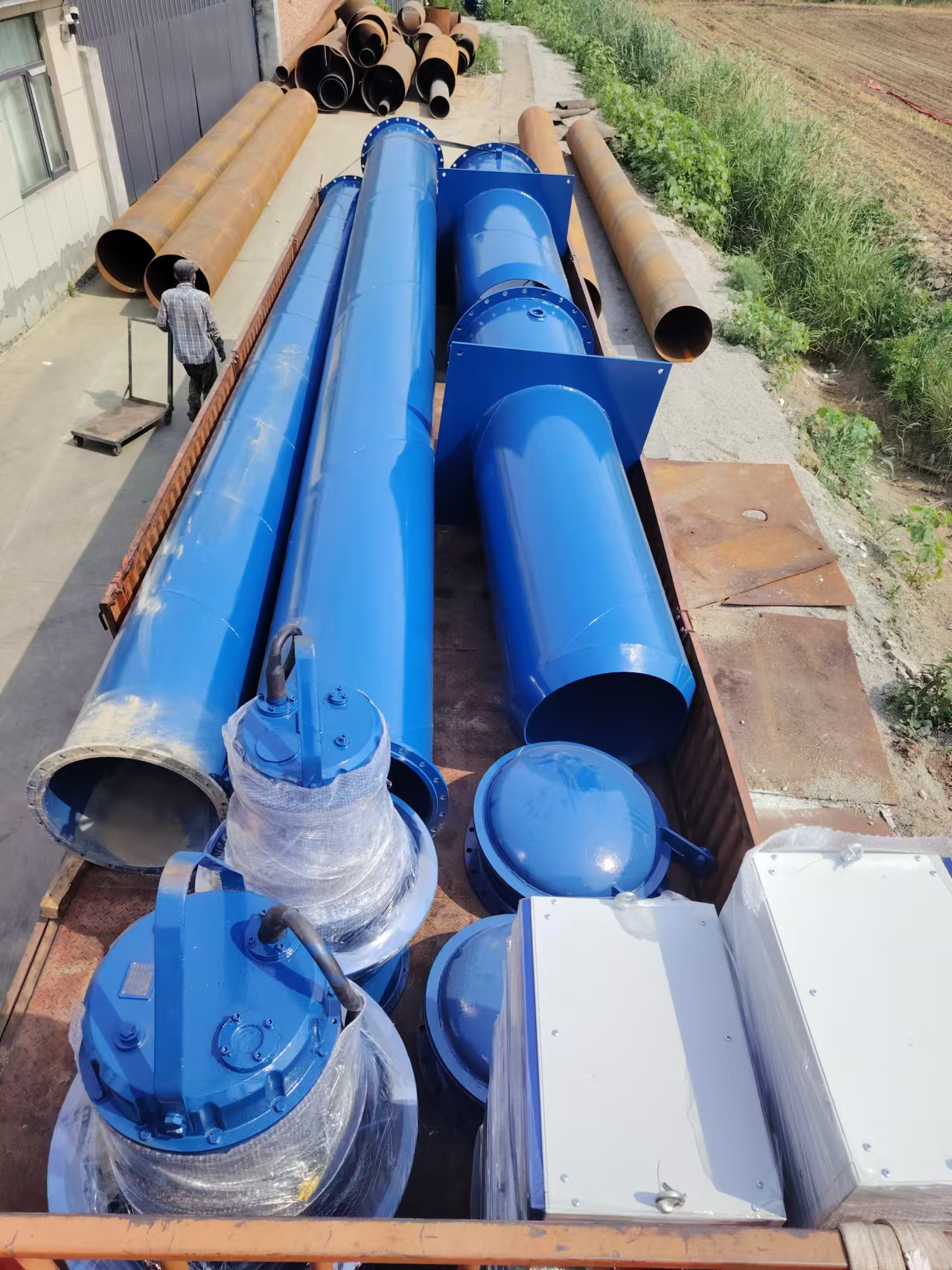 中水泵业去潜水轴流泵装车