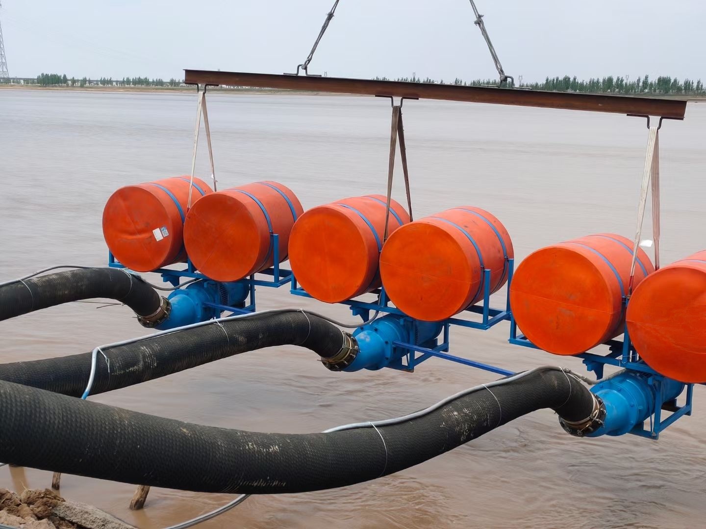 浮筒式中吸轴流泵安装